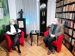 roman_jerala_in_nina_stampohar
